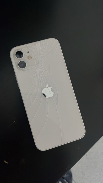Iphone 12 128GB.