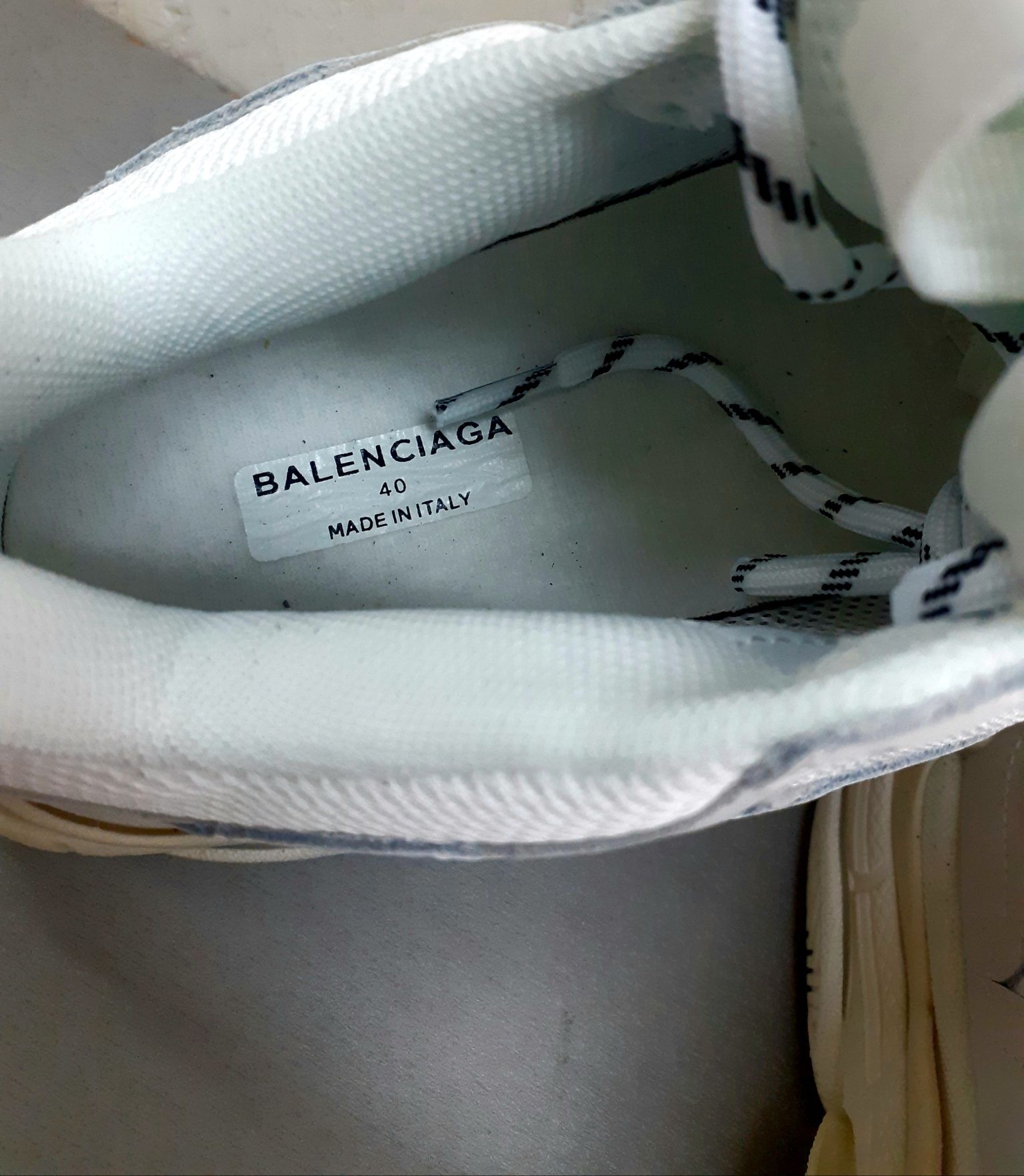 Balenciaga Triplc S кроссовки  белые р 40 - 41