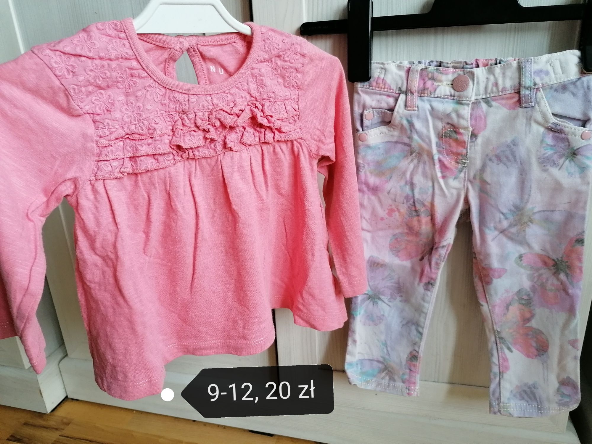 Komplet zestaw jeansy Next kwiaty bluzeczka falbanka 9-12m 80cm