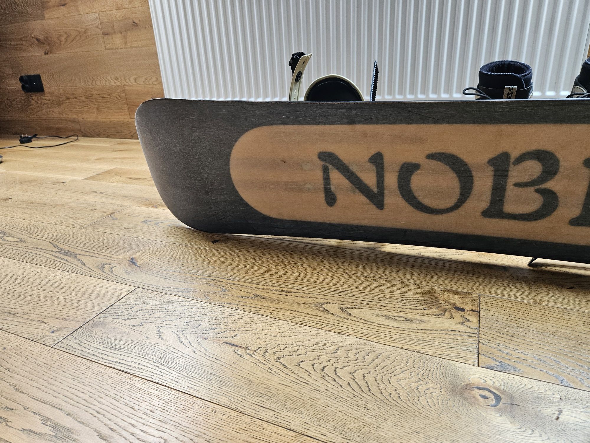 Deska snowboardowa Nobile