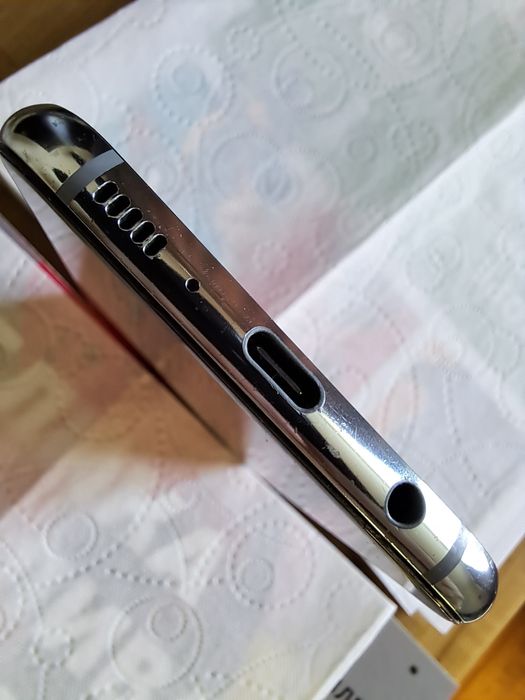 Samsung S10e Green