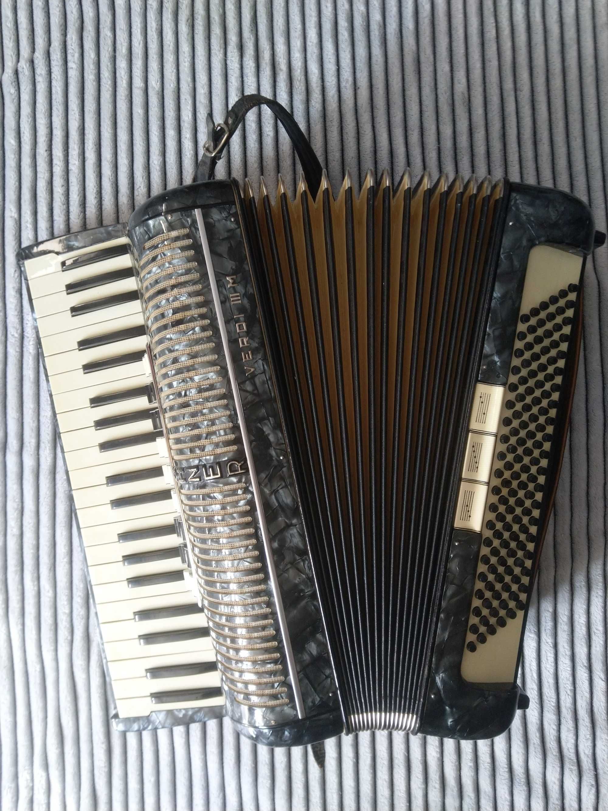 akordeon Hohner Verdi III 120