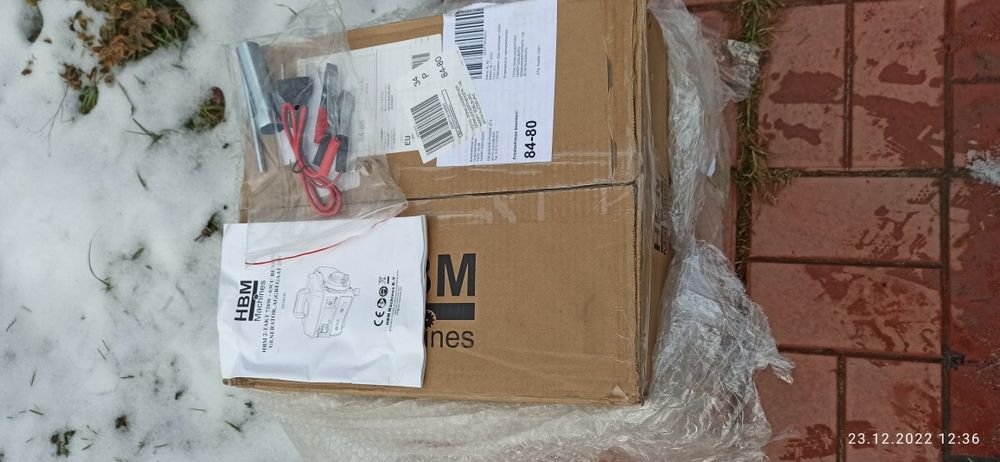 Генератор бензиновый 720W из Германии (230в-2,8А 12в-6А ) с доставкой