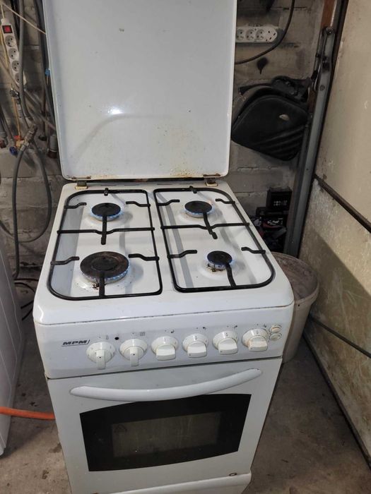 Kuchenka gazowa z piekarnikiem elektrycznym SPRAWNA DOWÓZdo30km,GRATIS