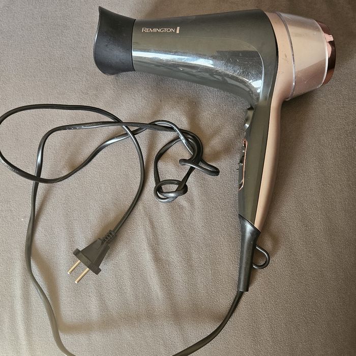 Suszarka Remington D5706 Curl & Straight 2200W