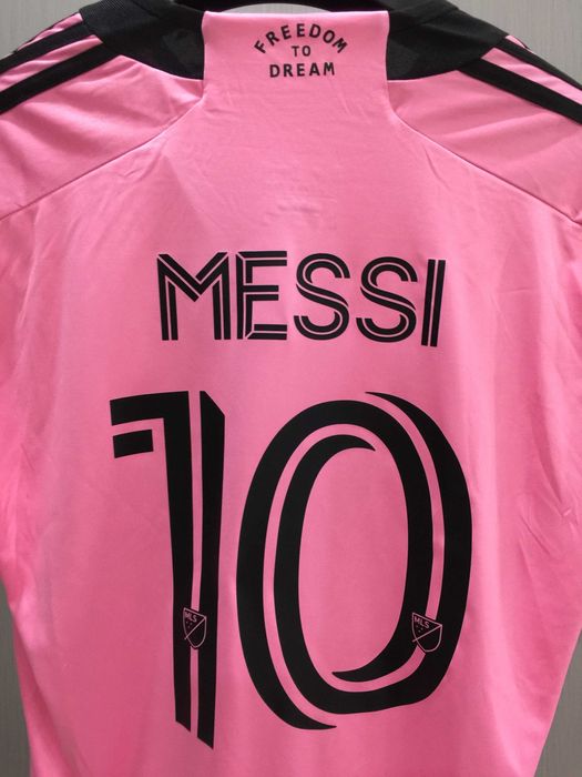 Różowa koszulka domowa Messiego R.XL