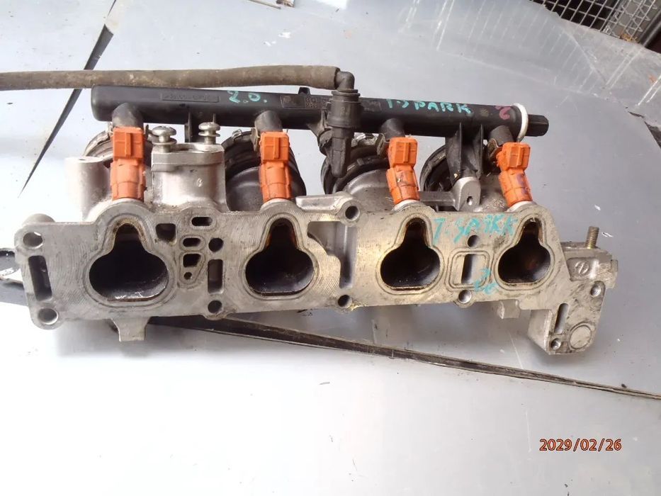 przepustnica  nastawnik gruszka podciśnienie przewód rurka wtryskiwacz listwa paliwa zawór alfa romeo 147 156 166 gtv spaider barchetta