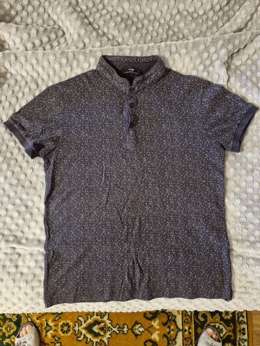 Поло з воротничком- стоїчкою на хлопця