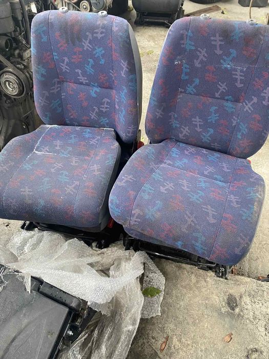 Сидіння ,сідушки пілот Mercedes Vario