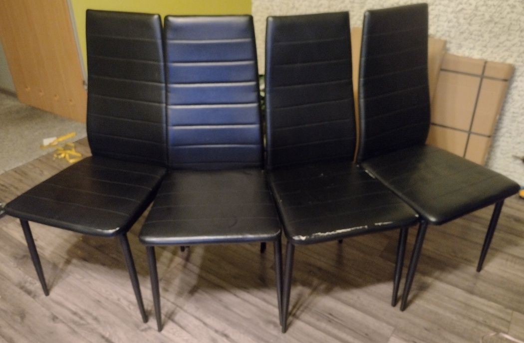 4 krzesła ze sklepu   Jysk