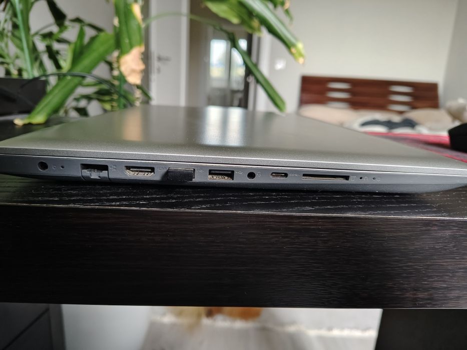 Ноутбук Lenovo IdeaPad 320 15.6" (2.7-3.6 ГГц, 8 Гб RAM + 600 Гб)