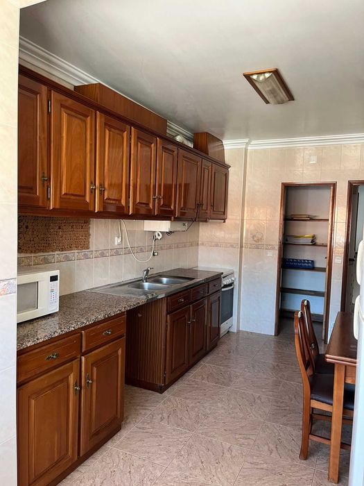 Magnífico apartamento T3 com Garagem no Camarção da Nazaré
