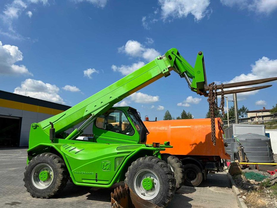 Usługa ładowarką teleskopową Wynajem zwyżki Merlo Manitou