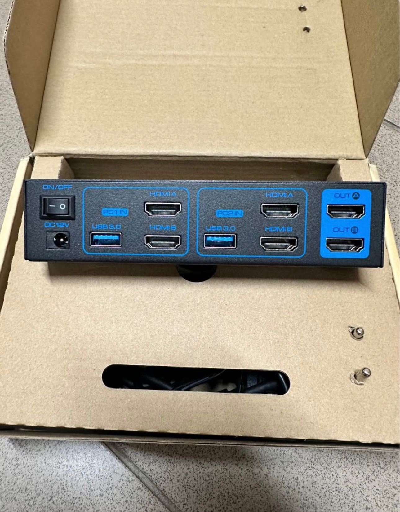 Czarny Przełącznik HDMI KVM VPFET 2 x 2 Z USB 3.0 4K80hz