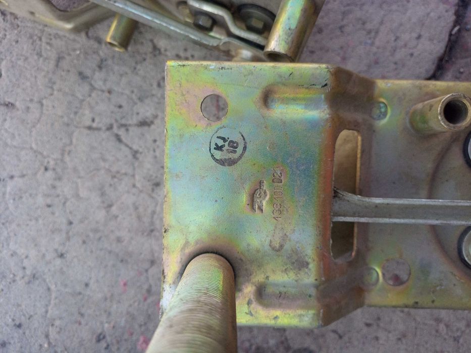 Двигатель дворников Икарус