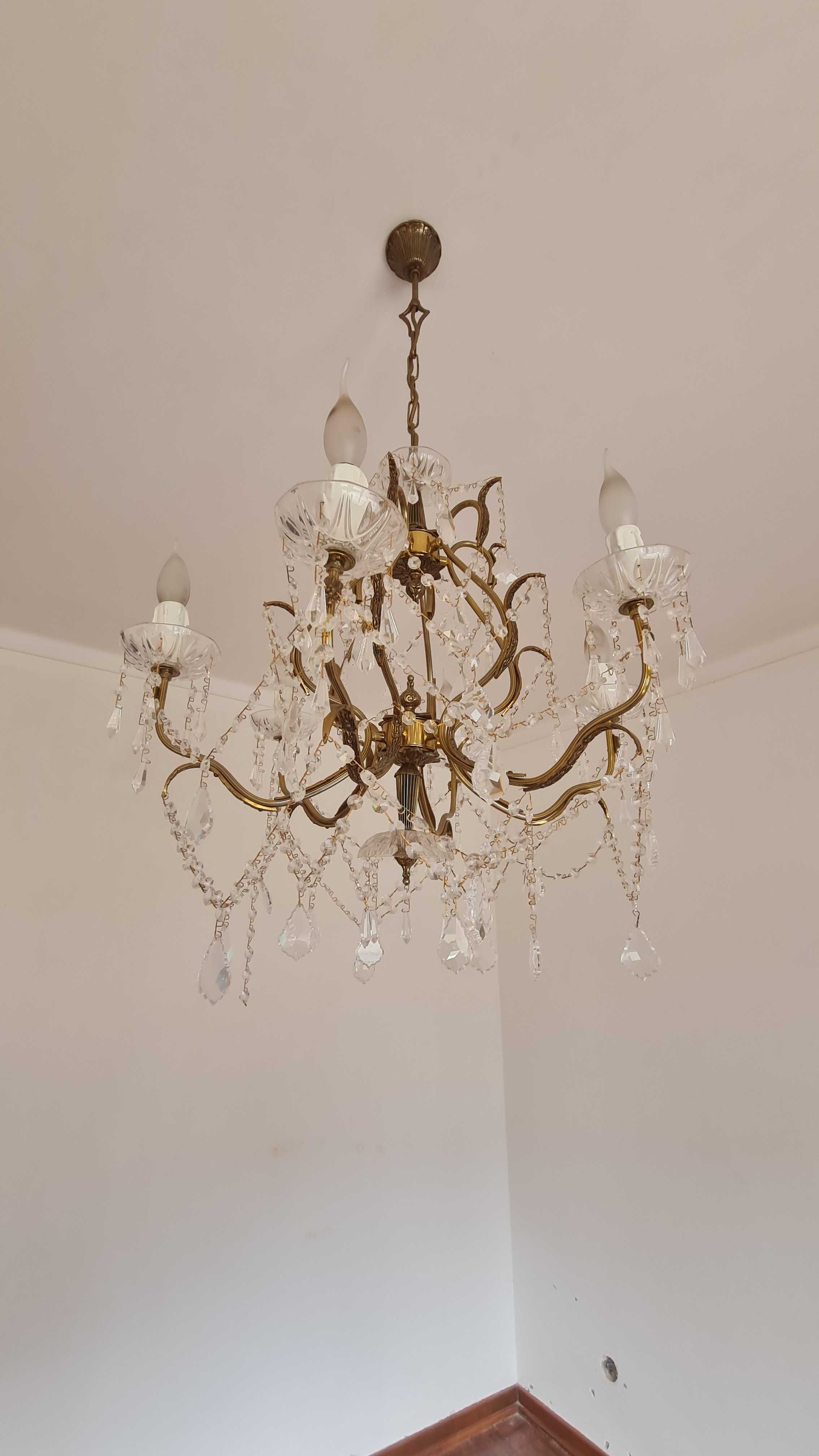 Lustre Clássico de Cristal e Bronze Vintage