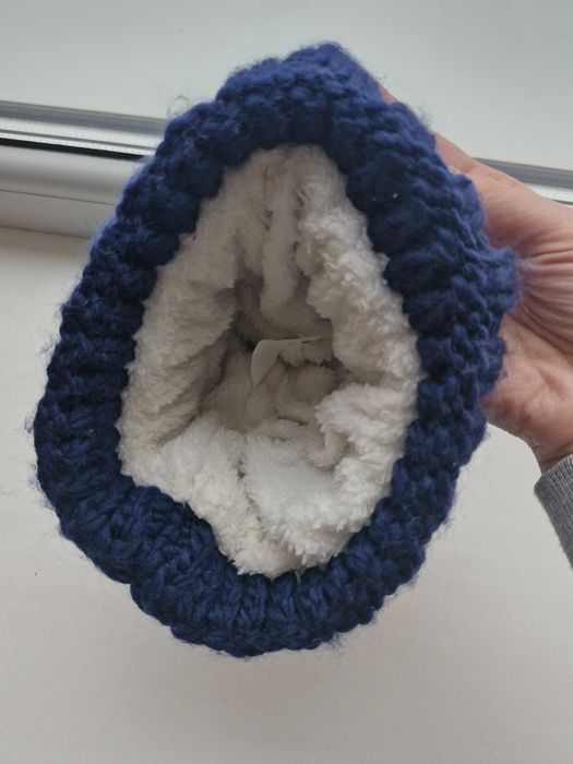 Шапка в'язана дитяча