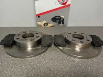Opel Corsa/Kadett D/E Tarcze hamulcowe przód + klocki kpl./