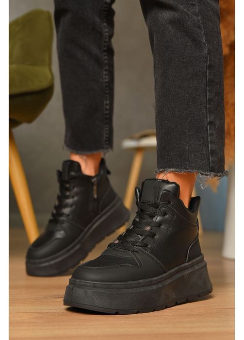 Зимові кросівки хайтопи на платформі чорні жіночі 36,37