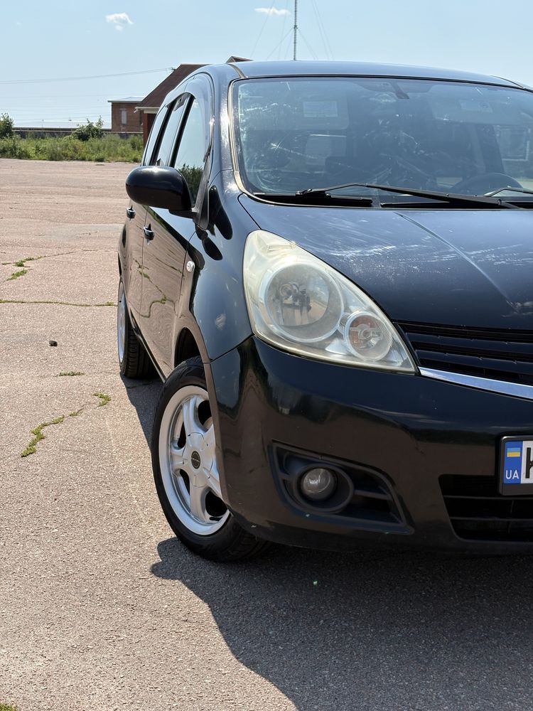 Nissan Note 2011