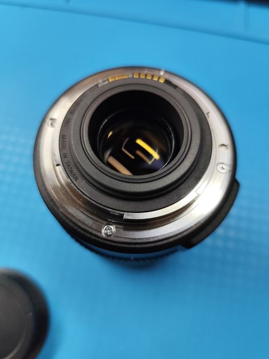 Canon efs 18-135mm  is