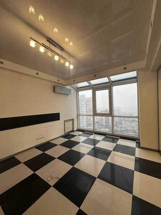 Драгоманова 6а. Нежитлове приміщення 76 м. кв., ГЕНЕРАТОР !!!