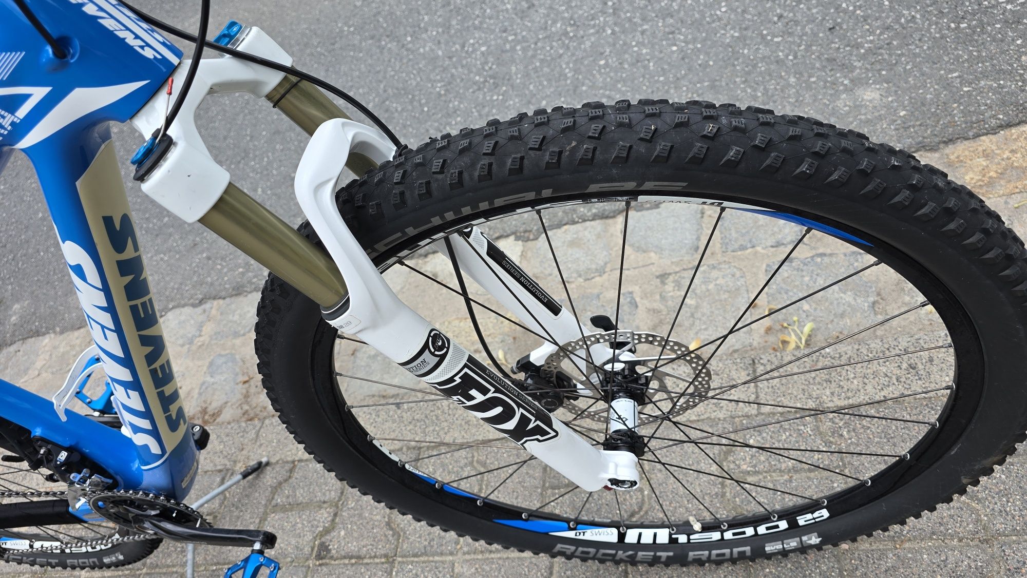 Stevens Sonora Carbon 29er FOX Deore XT DT Swiss