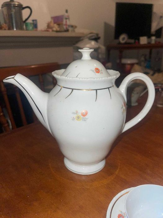 Vista Alegre conjunto de chá 27 peças anos 20 a 40