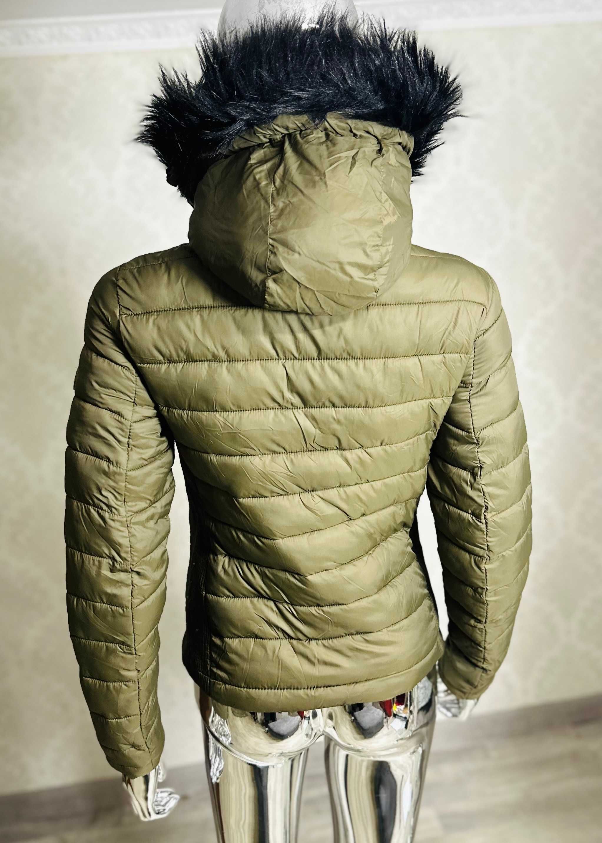 Pikowana Kurtka Damska SuperDry rozmiar.36 / S