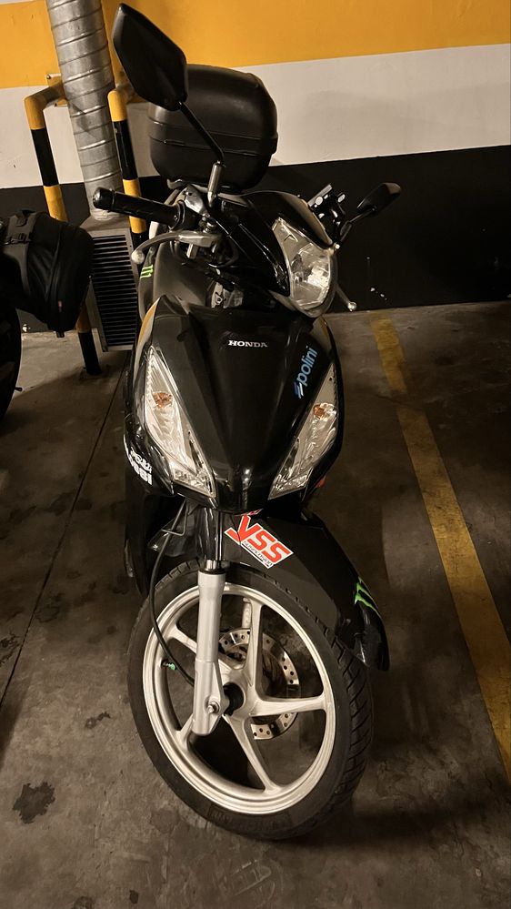 Honda vision 2018
