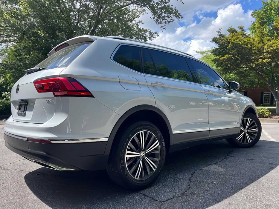 Volkswagen Tiguan      2018