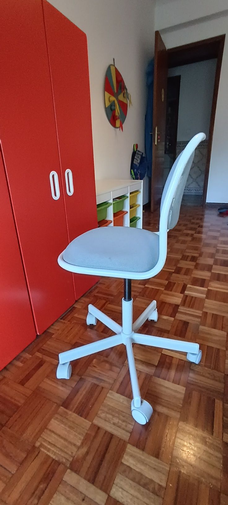 Cadeira escritório criança IKEA