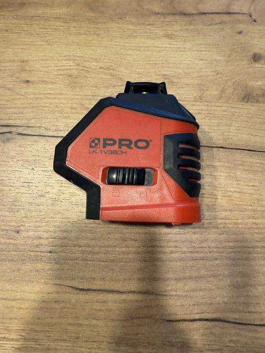 Laser krzyżowy PRO LK-1V360H czerwona wiązka