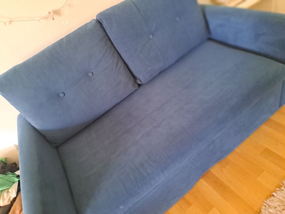 Sofa welurowa dwu osobowa