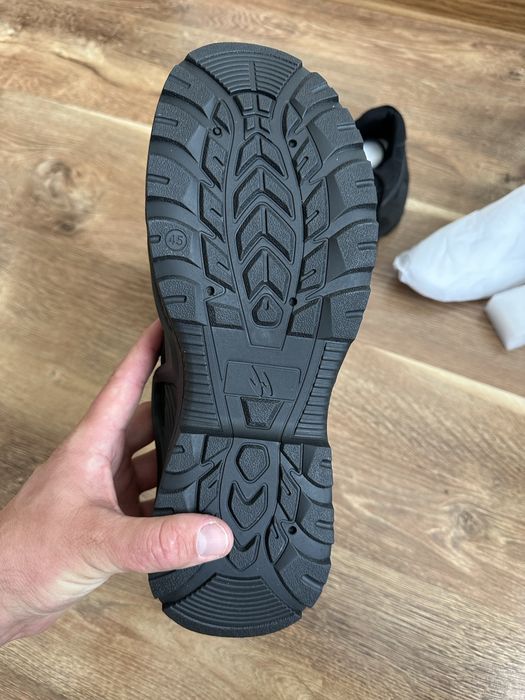 Тактичні кросівки чорні