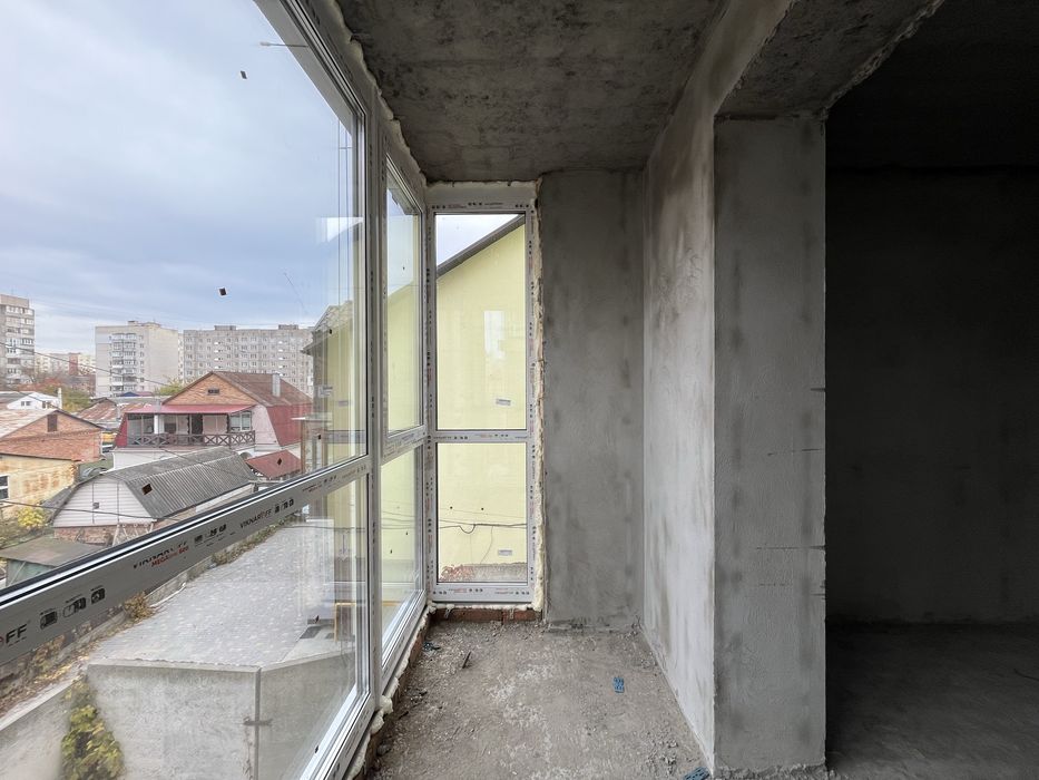 Продаж 3 к квартири 77 м2 на Заболотного