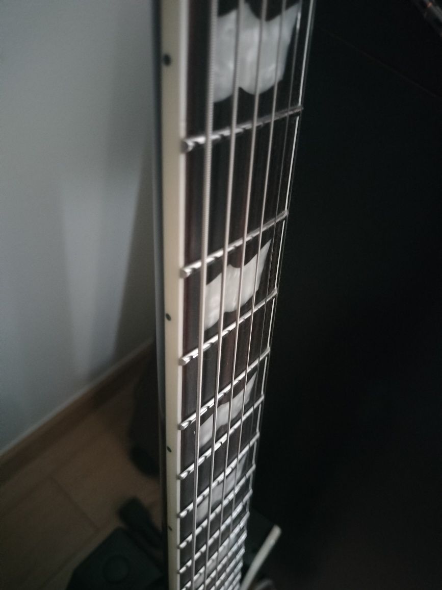 ESP LTD EC-1000S Fluence BLK