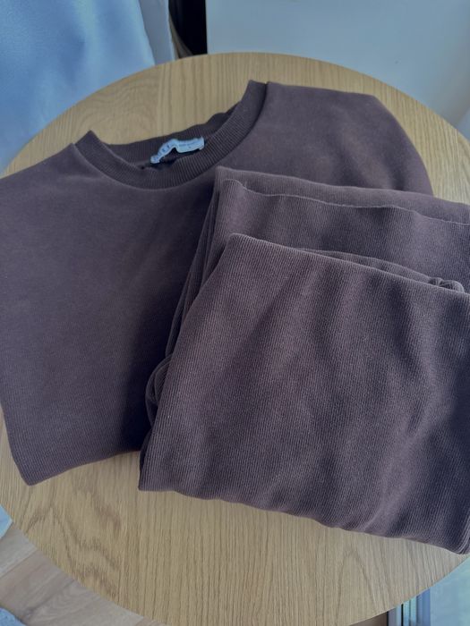 Костюм жіночий зі штанами