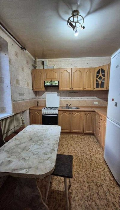 Продаю 4к.кв. покращеного планування на Салтівці, Медкомплекс
