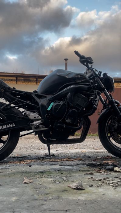 Продам yamaha fz6 по запчастям
