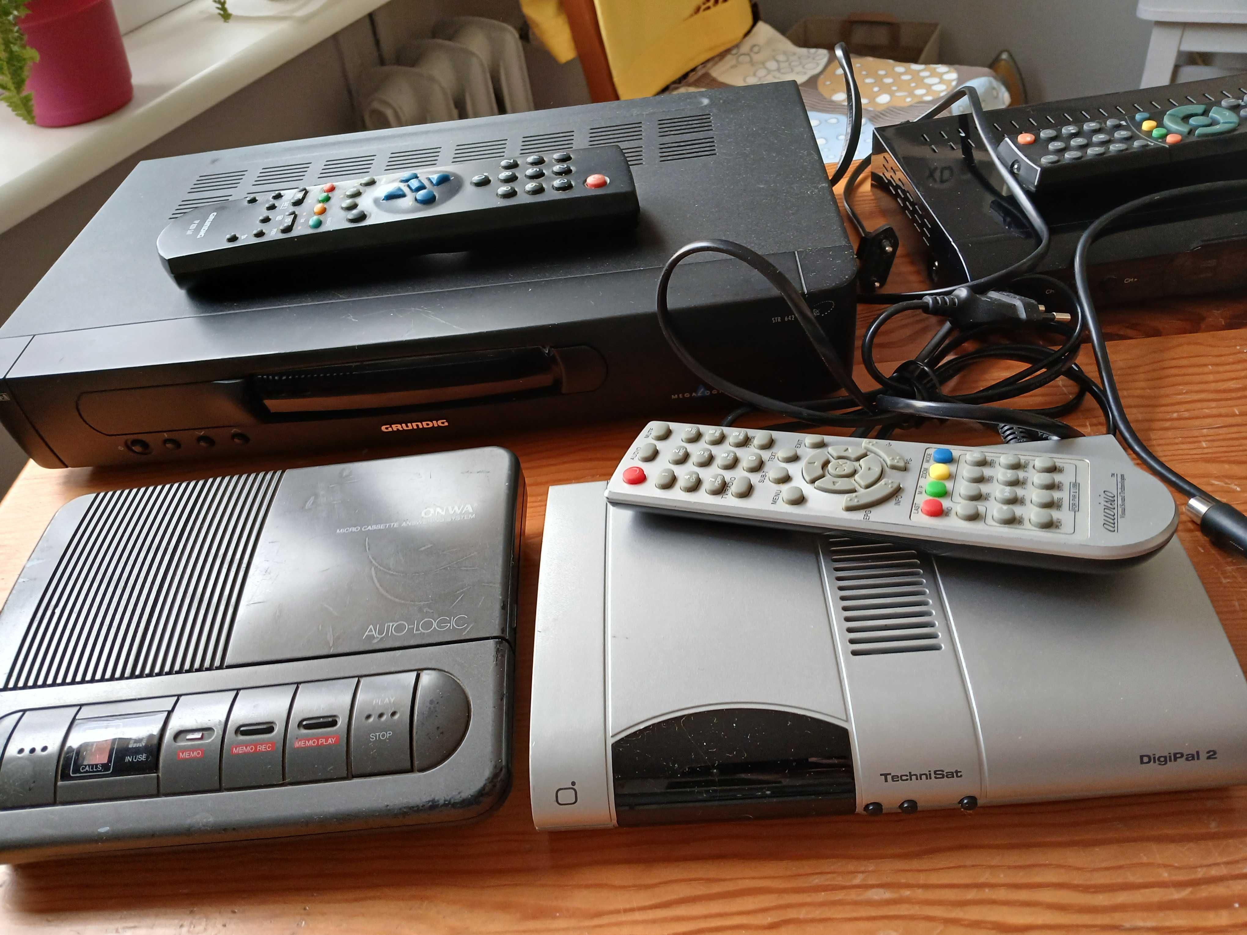 Dekodery, DVD, zestaw sprzetu eletr.za 80 zł.