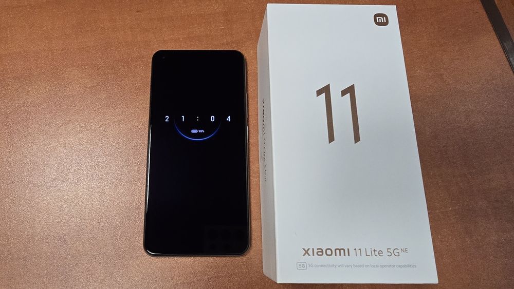 Xiaomi 11 Lite 5G NE Dual Sim 128GB/8GB RAM biały, stan bdb
