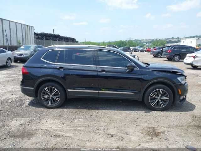 Volkswagen Tiguan 2.0T SEL R-LINE BLACK 2.0L I-4 DI, DOHC