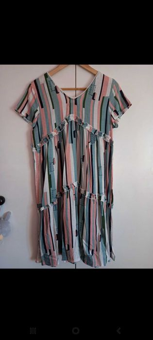 Vestido de verão, cores suaves, solto  - M - Natura