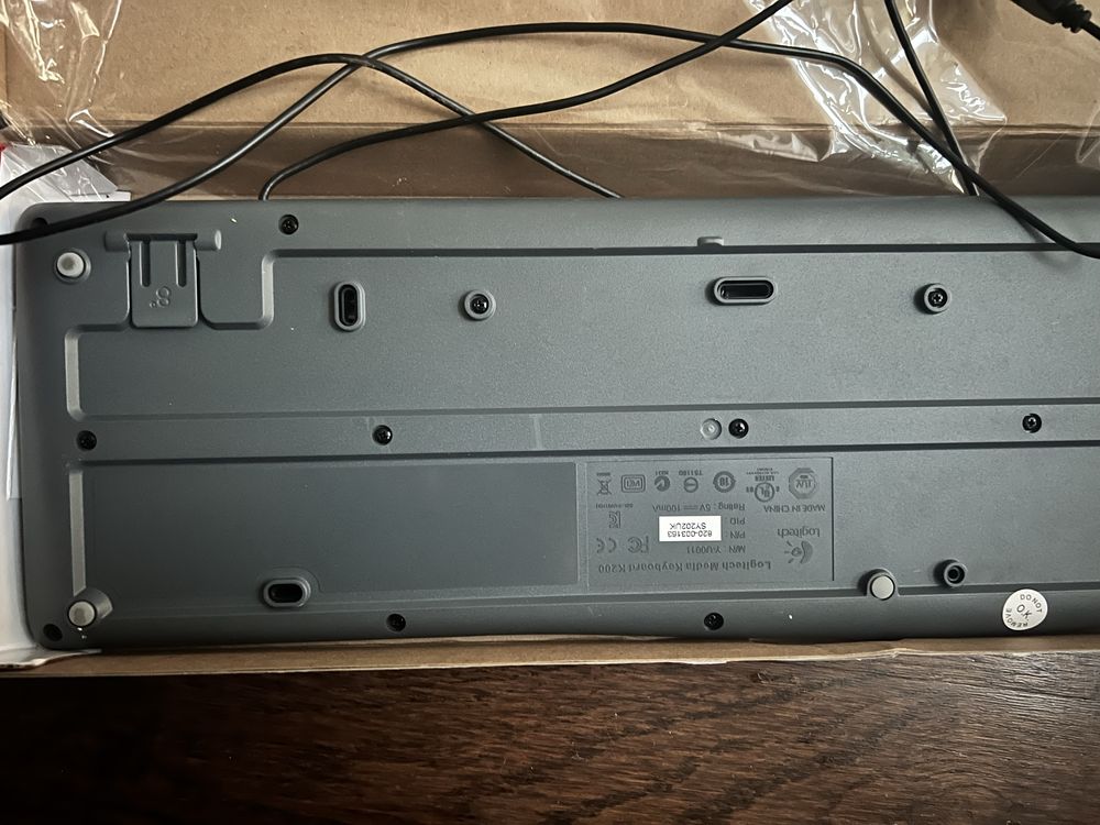 Клавиатура Logitech k200 media keyboard и мышка проводная