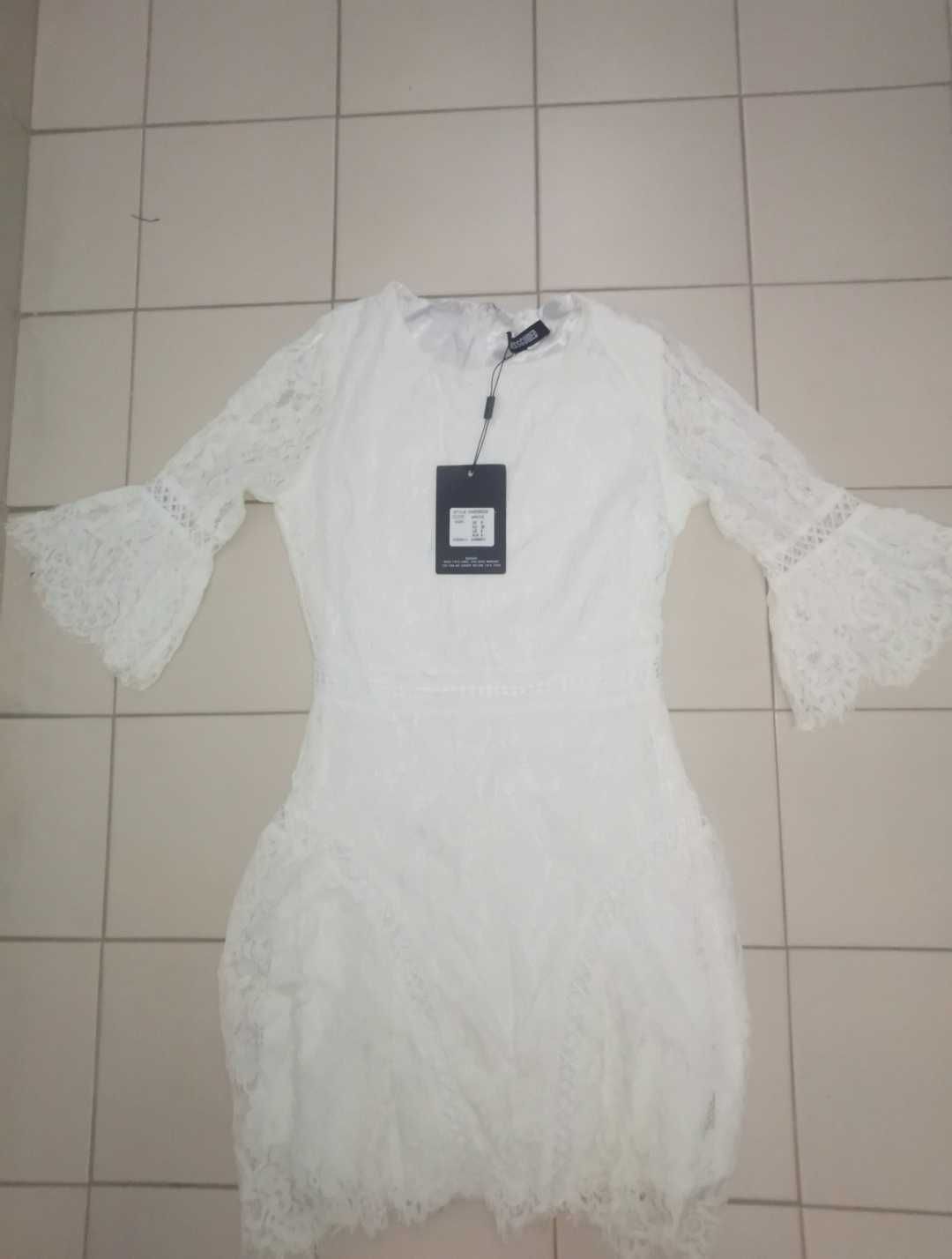 Vestido branco renda