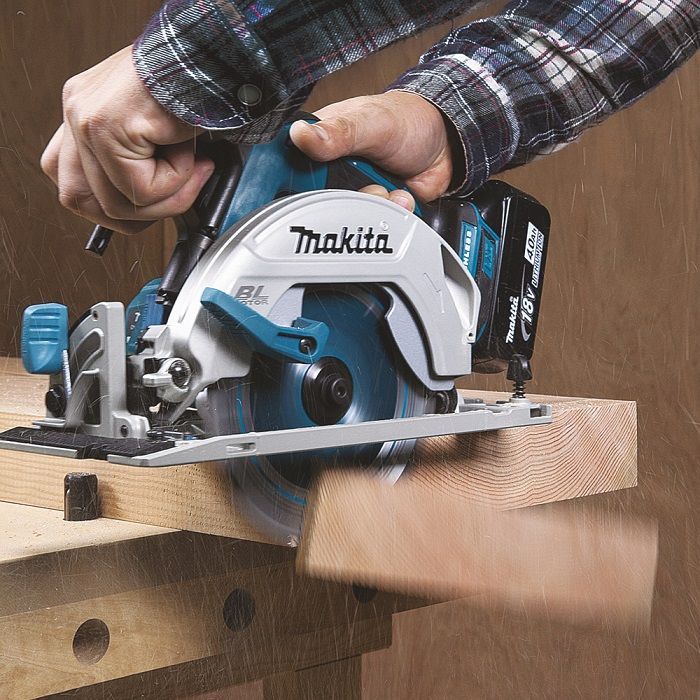 Pilarka Tarczowa Akumulatorowa 165Mm 18V 0*Ah Makita M Dhs680Z