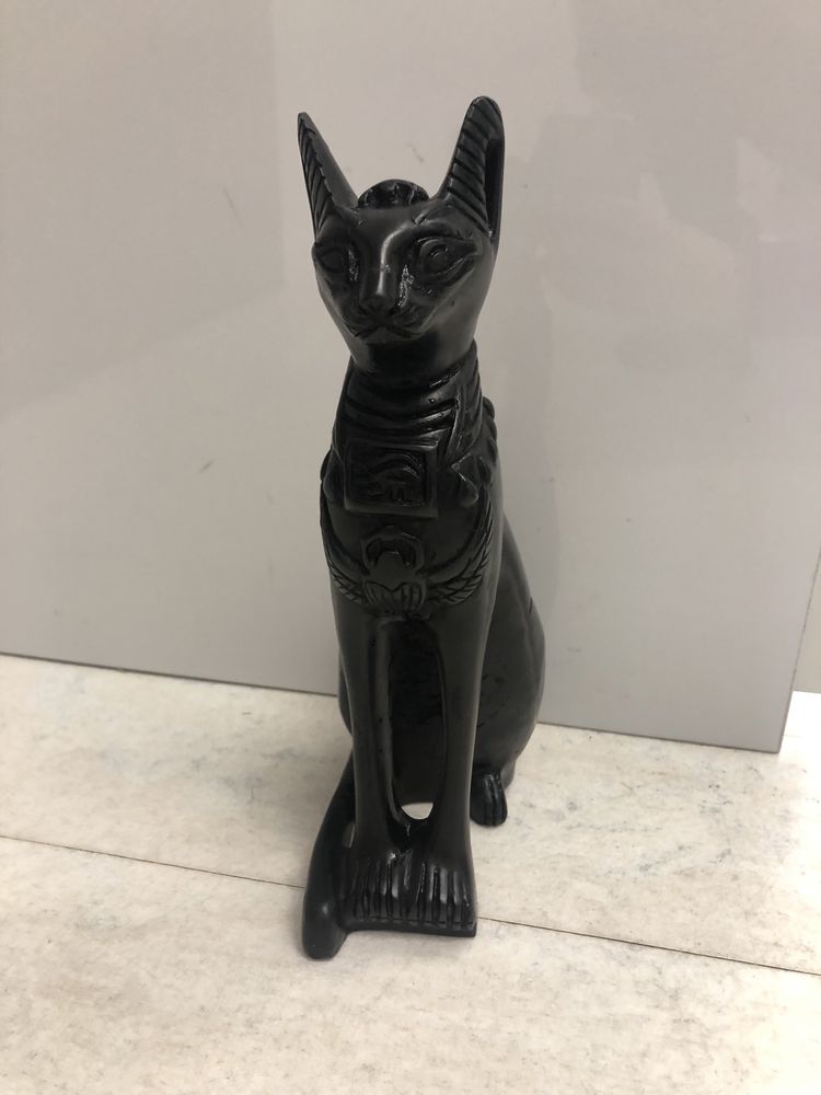 Kot egipski egipt figurka z bazaltu pamiatka kotek czarny BASTET
