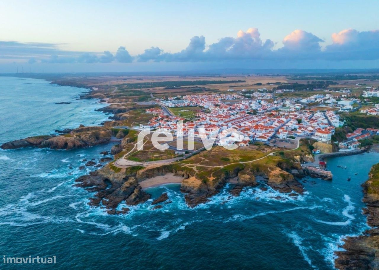 Novo Empreendimento em frente à Praia Grande de Porto Covo