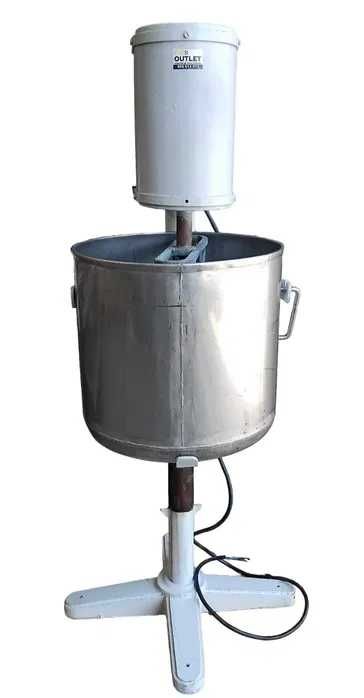 Batedeira de massa indicada p/ pão-de-ló - USADA